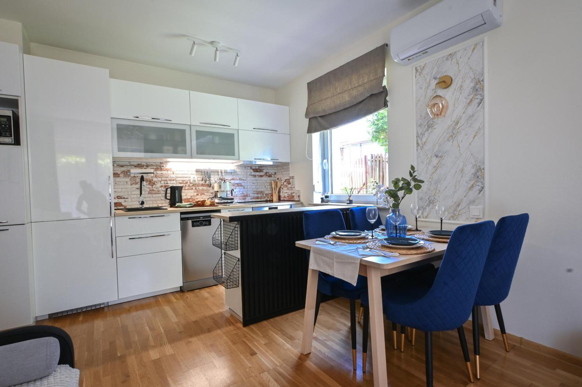 Malinowelove Aircon, 3 Rooms, Parking, Ogrod كراكوفيا المظهر الخارجي الصورة