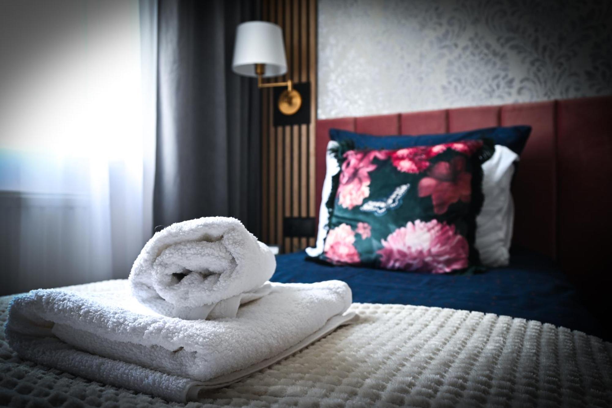 Malinowelove Aircon, 3 Rooms, Parking, Ogrod كراكوفيا المظهر الخارجي الصورة